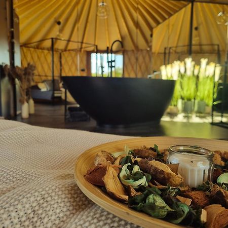 Hotel Jurty Glamping Gostynin Exteriér fotografie