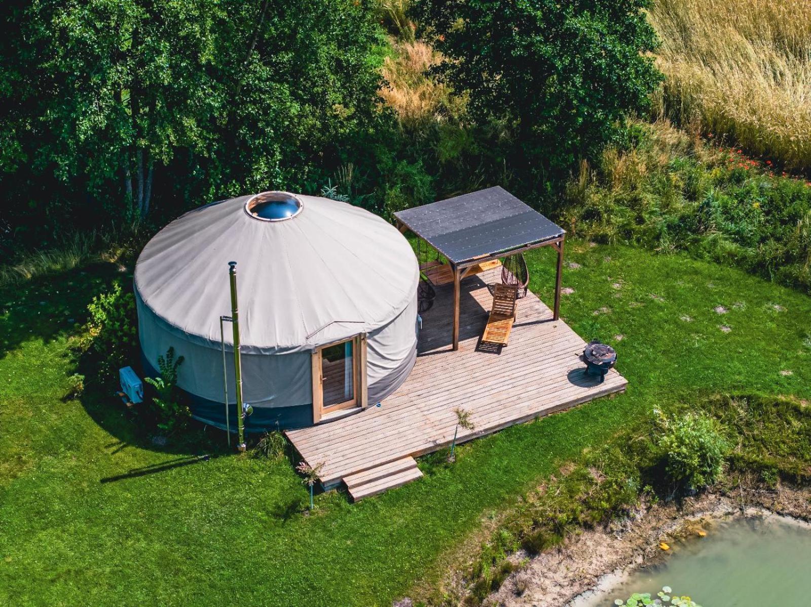 Hotel Jurty Glamping Gostynin Exteriér fotografie