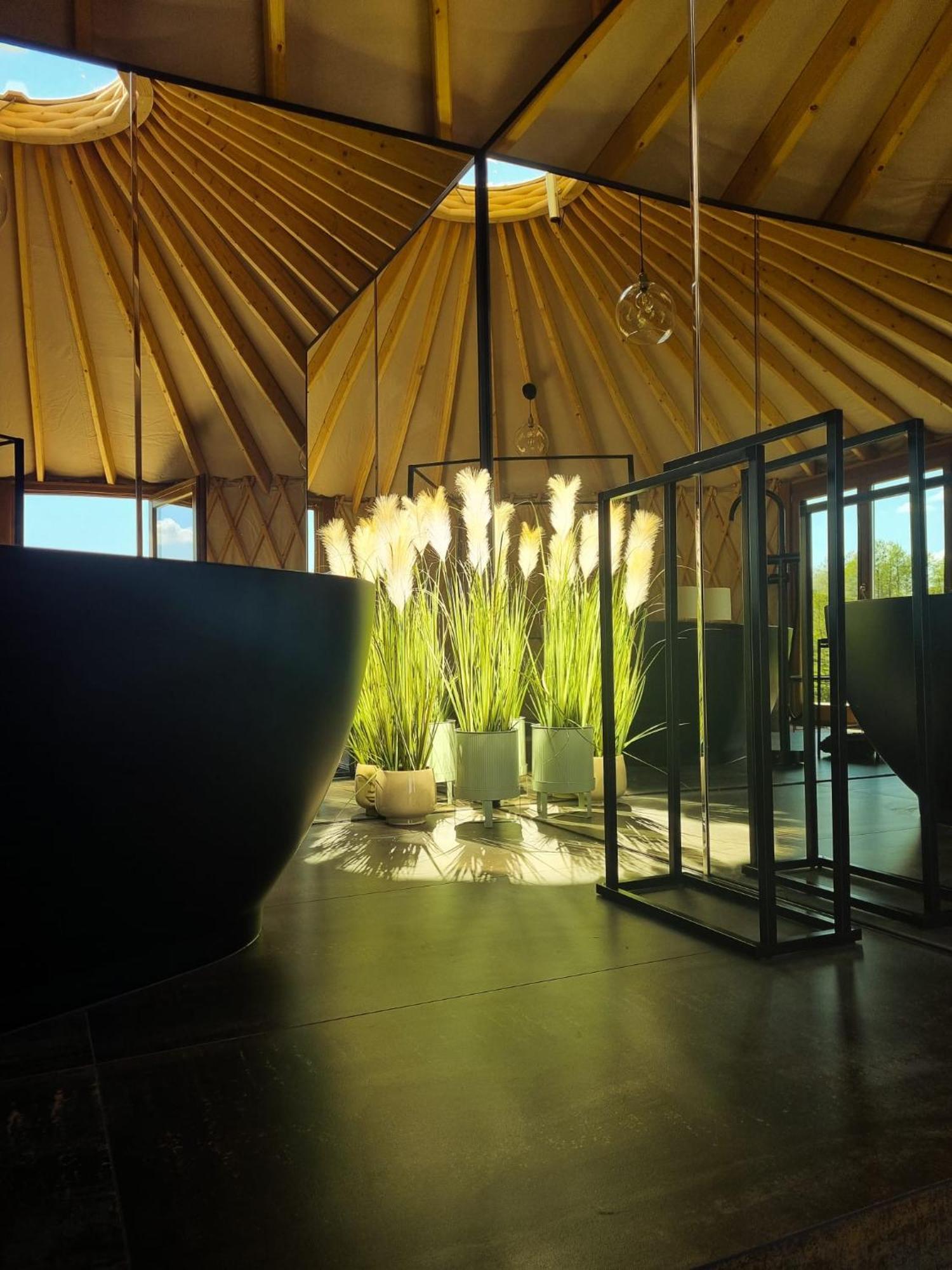 Hotel Jurty Glamping Gostynin Exteriér fotografie