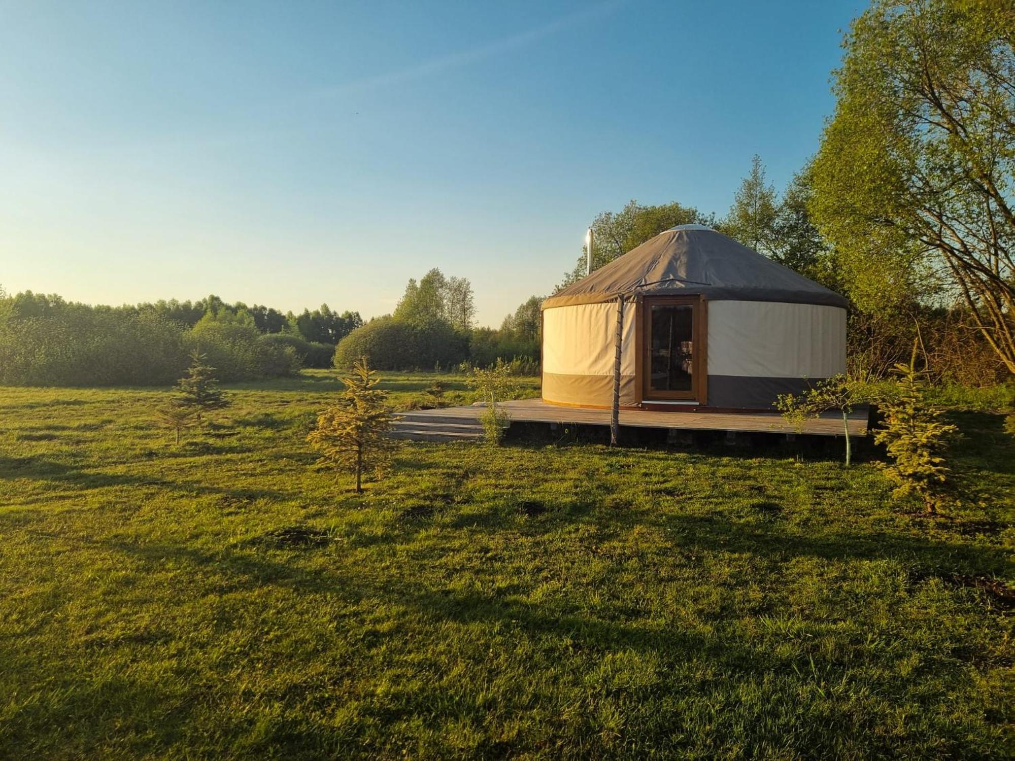 Hotel Jurty Glamping Gostynin Exteriér fotografie